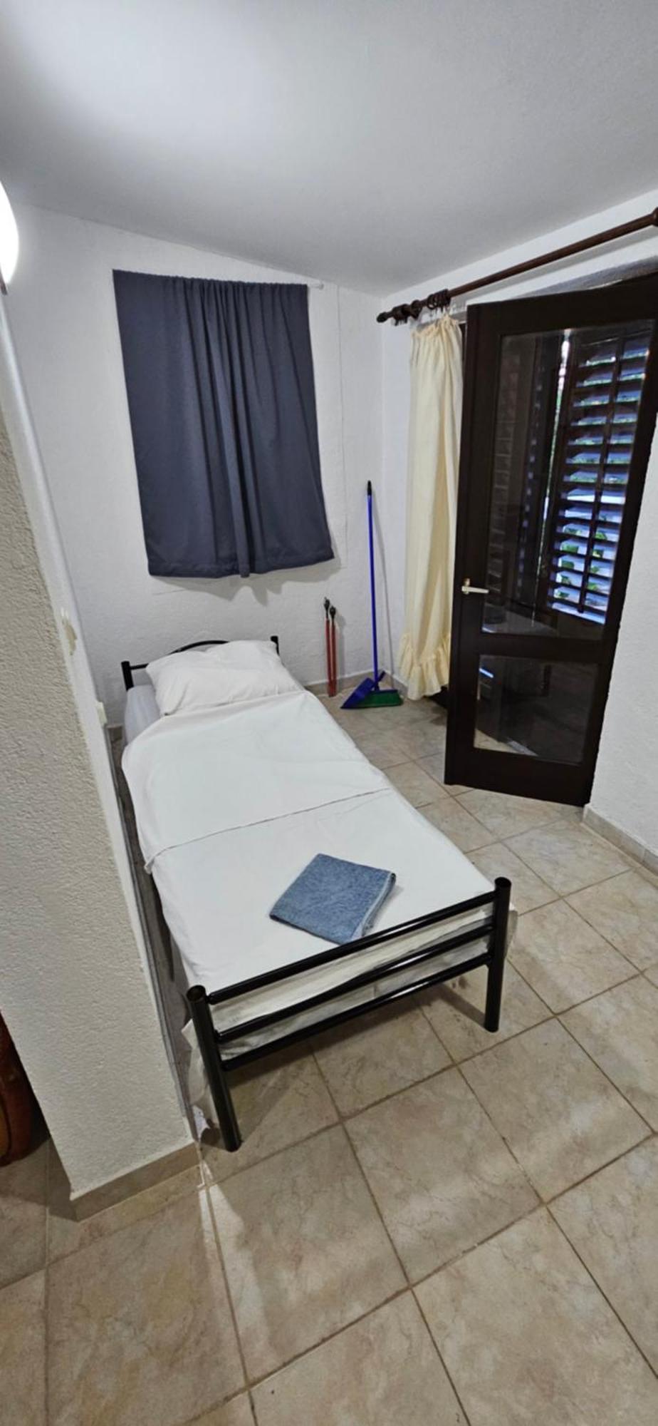 Apartments Hugo Malinska Room photo