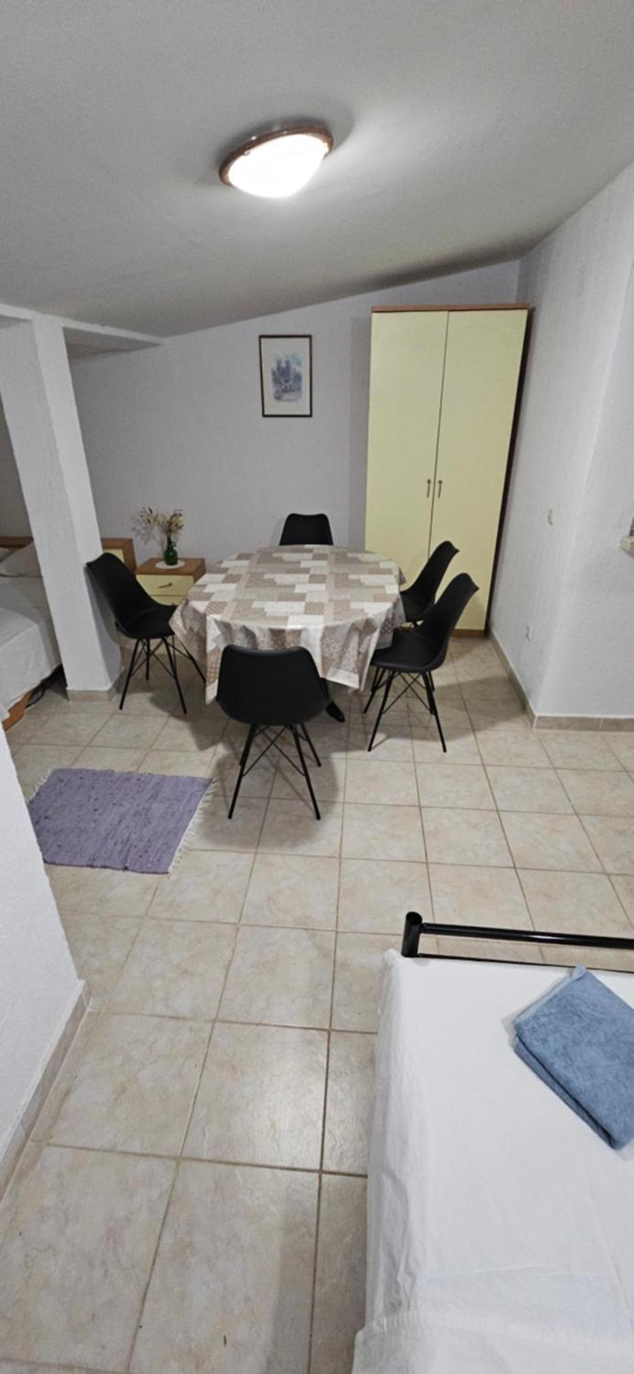 Apartments Hugo Malinska Room photo